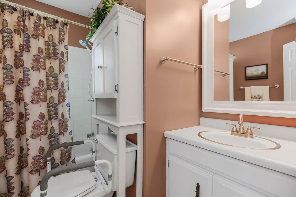 7606 NW Pampas Lane — photo 13