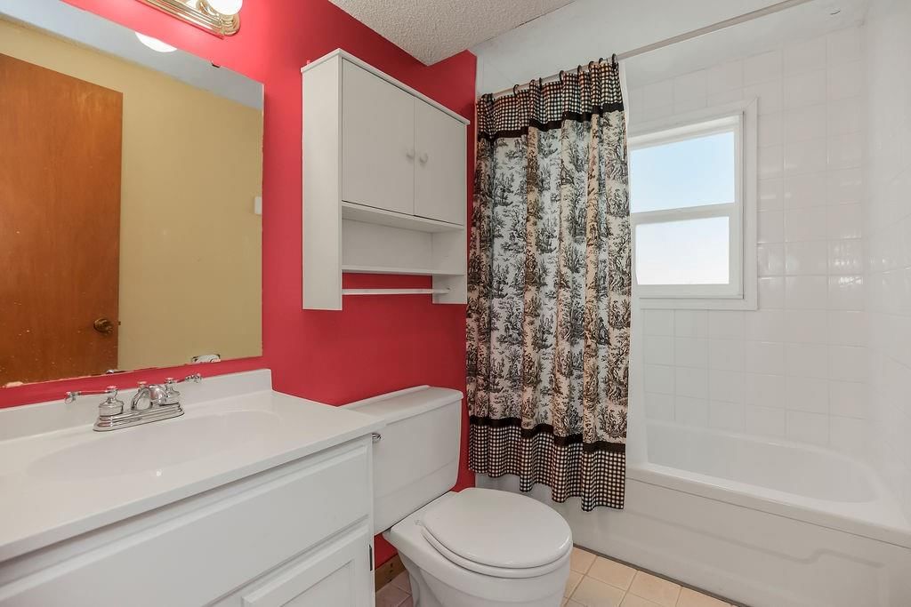 7606 NW Pampas Lane — photo 23