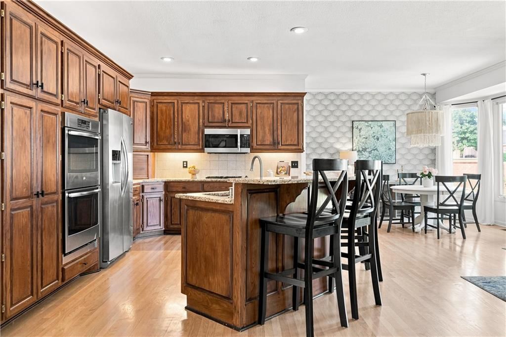 5308 W 161st Street — photo 15