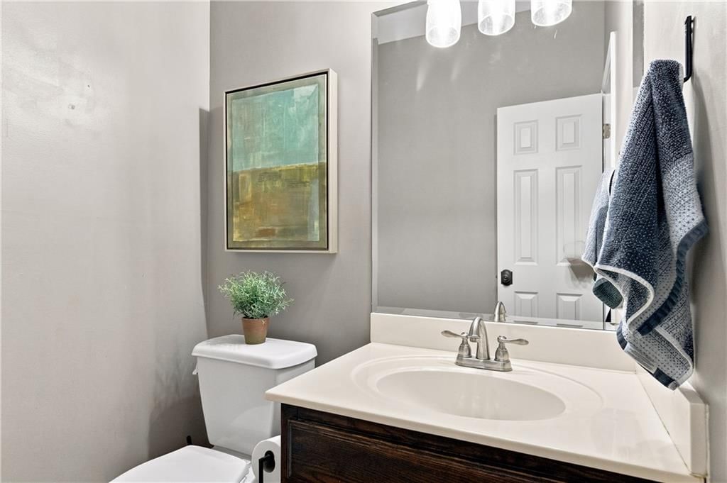 5308 W 161st Street — photo 22