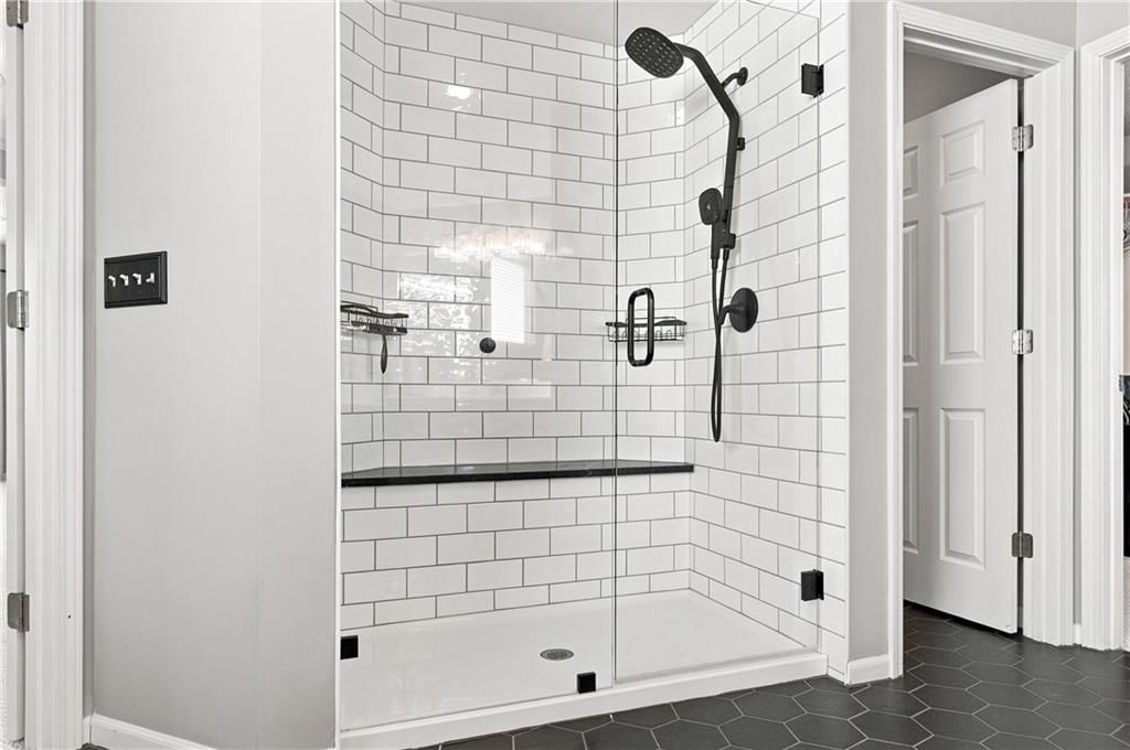 5308 W 161st Street — photo 28