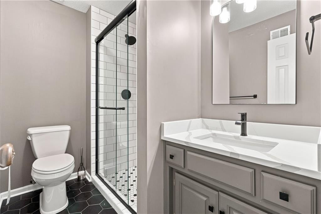 5308 W 161st Street — photo 32