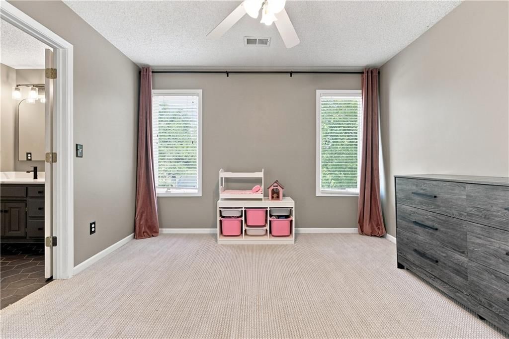 5308 W 161st Street — photo 36