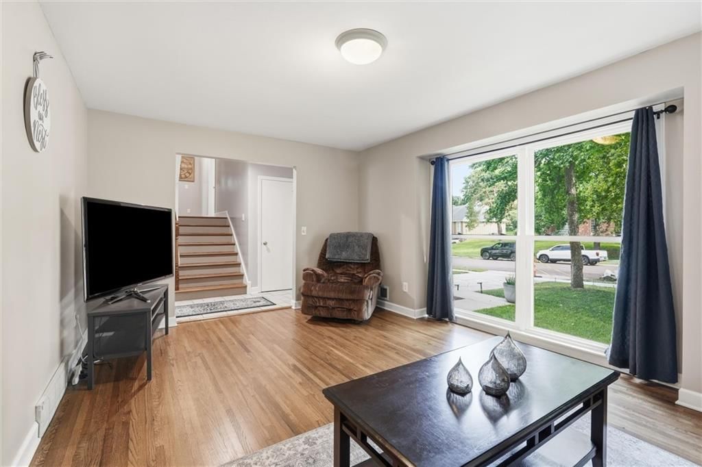 10069 Bluejacket Drive — photo 10
