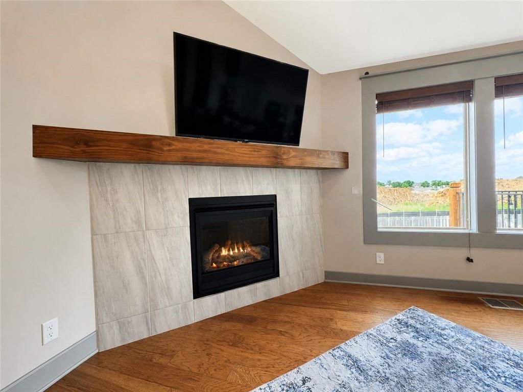16030 Craig Street — photo 7