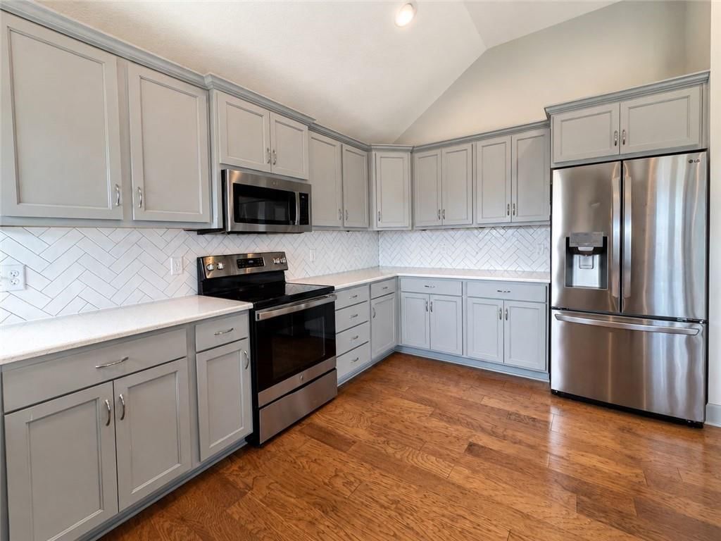 16030 Craig Street — photo 12