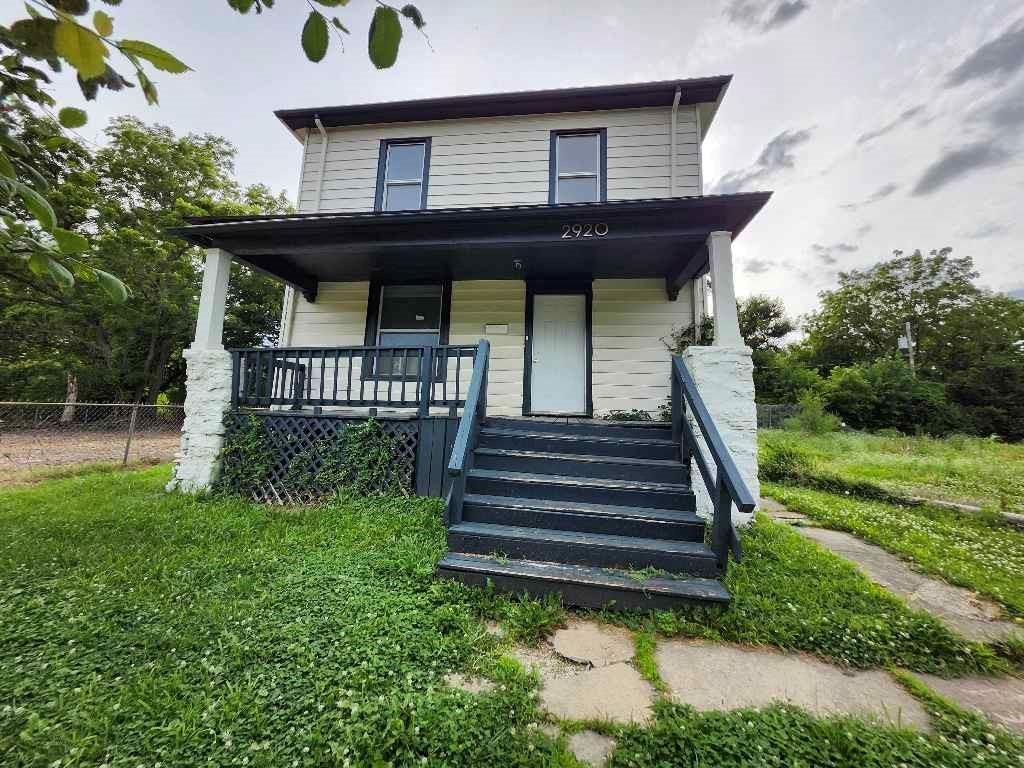 2920 Garfield Avenue — photo 1