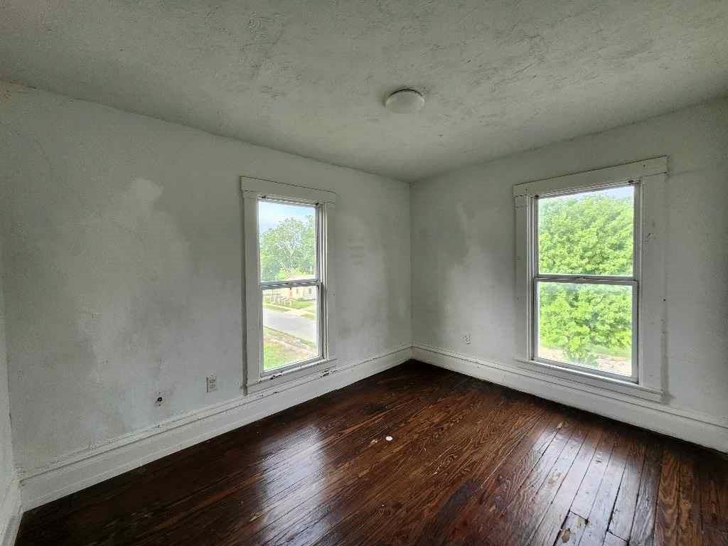 2920 Garfield Avenue — photo 13