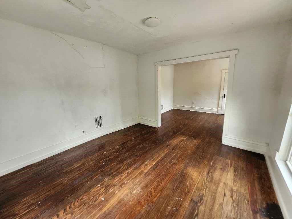 2920 Garfield Avenue — photo 17