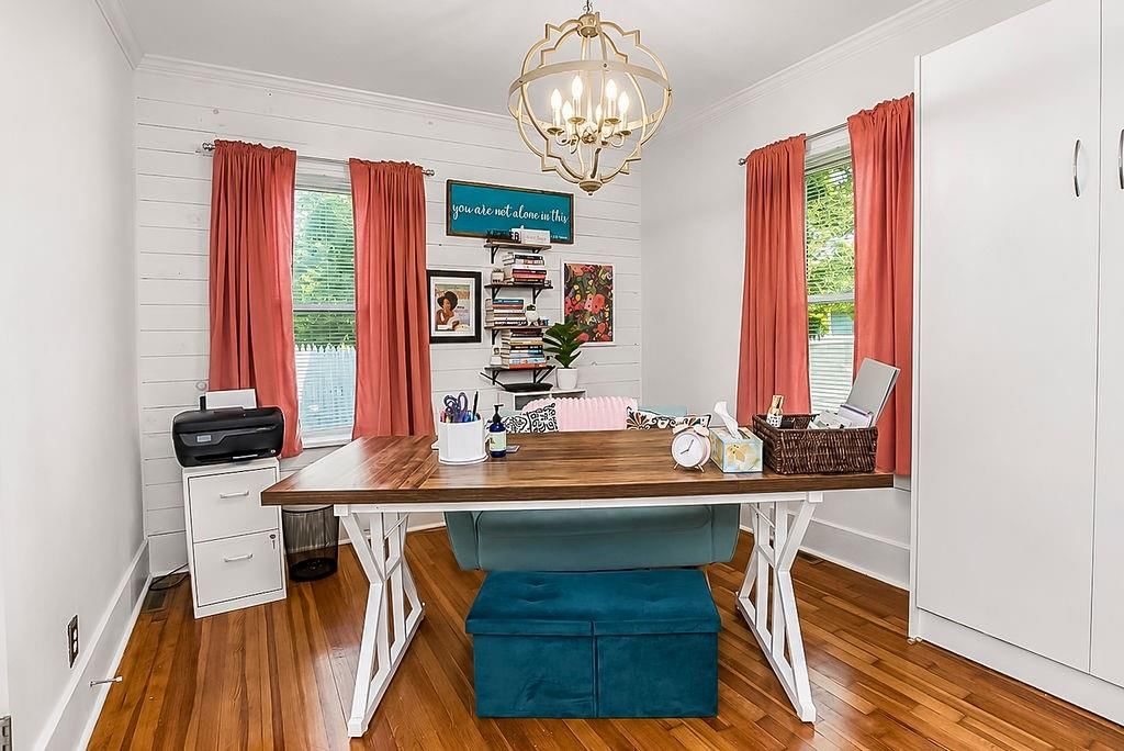 411 E Walnut Street — photo 15