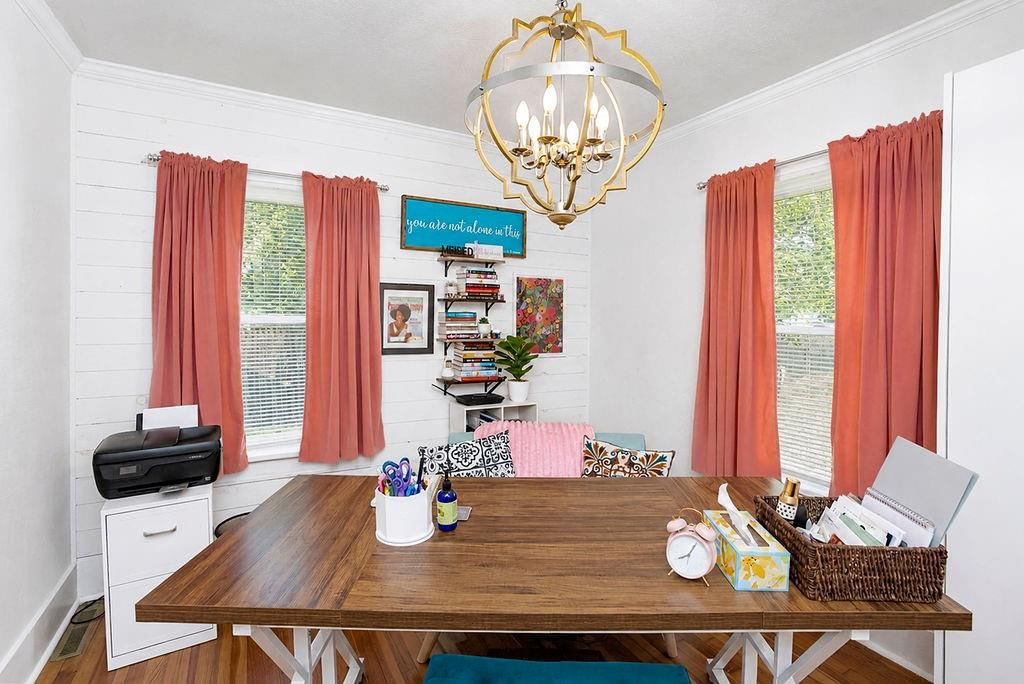 411 E Walnut Street — photo 16