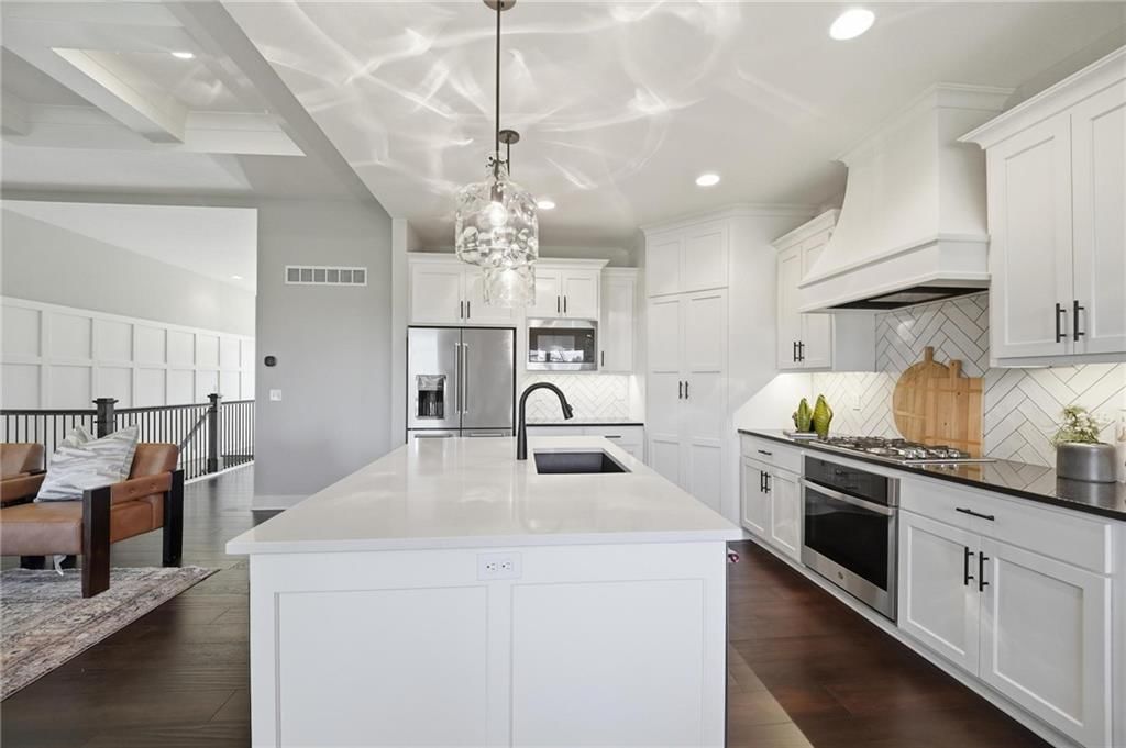 17404 Richards Street — photo 5