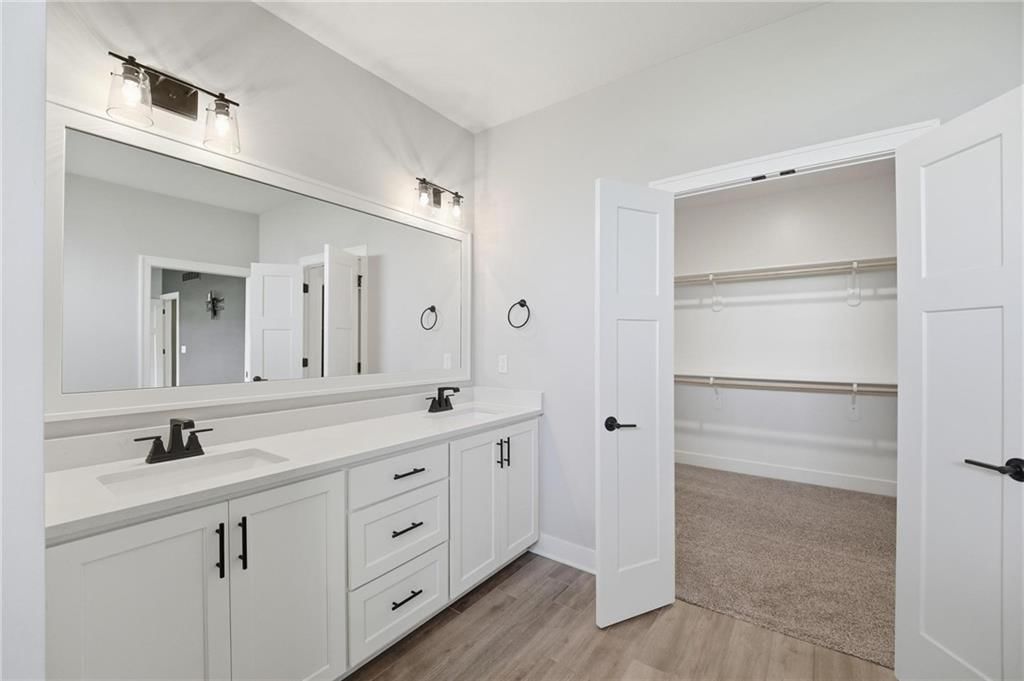 17404 Richards Street — photo 18