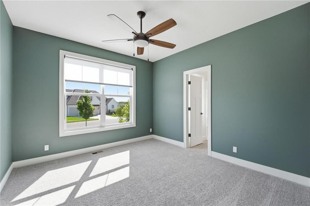 17404 Richards Street — photo 26