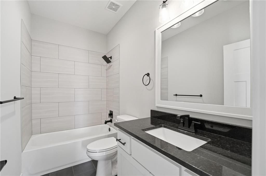 17404 Richards Street — photo 31