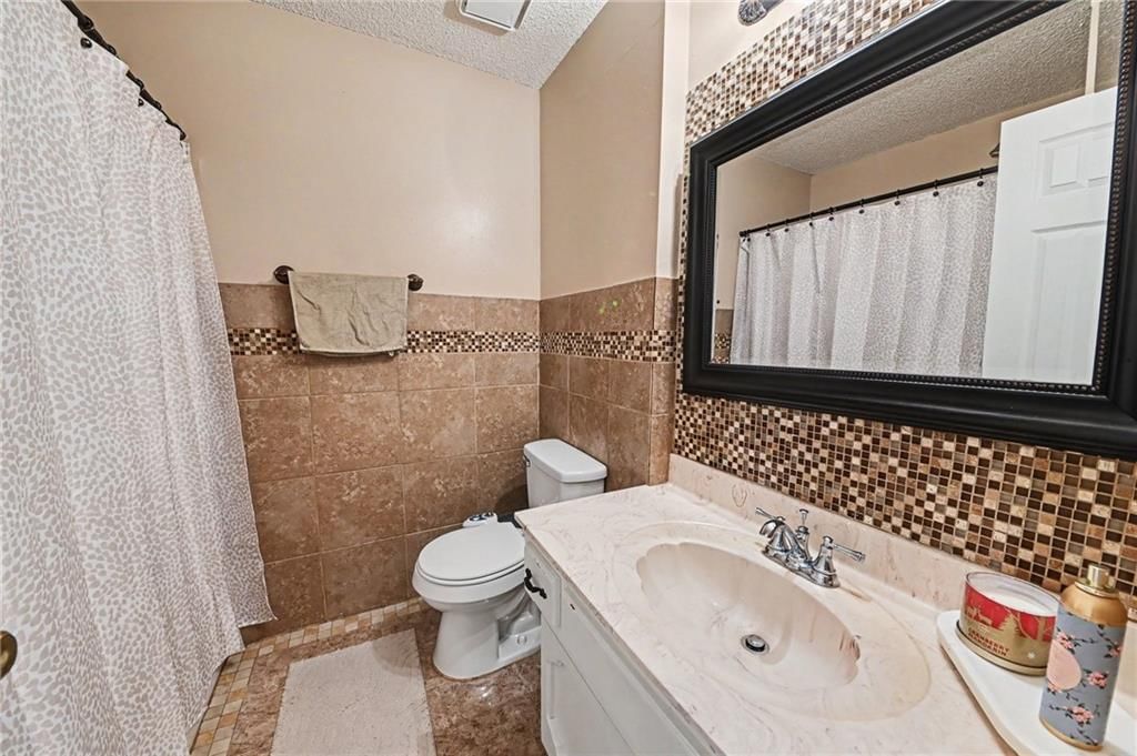 4123 N Troost Avenue — photo 19