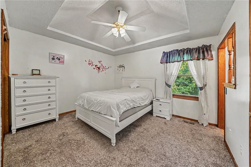 4123 N Troost Avenue — photo 20