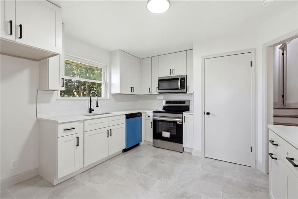 4142 N Lister Avenue — photo 12