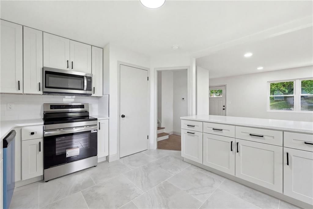 4142 N Lister Avenue — photo 14