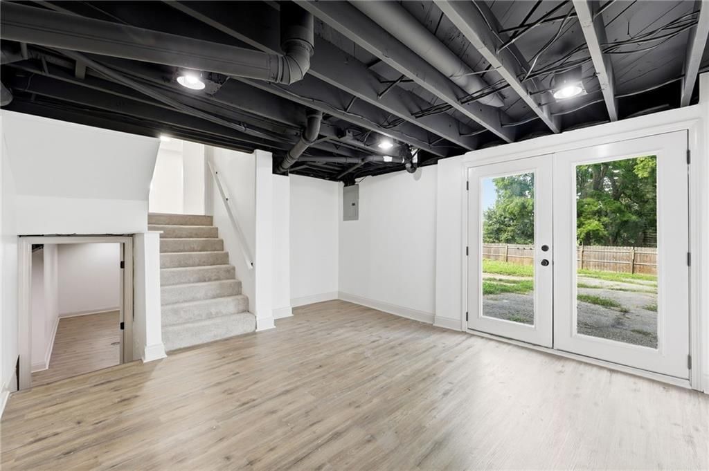 4142 N Lister Avenue — photo 29