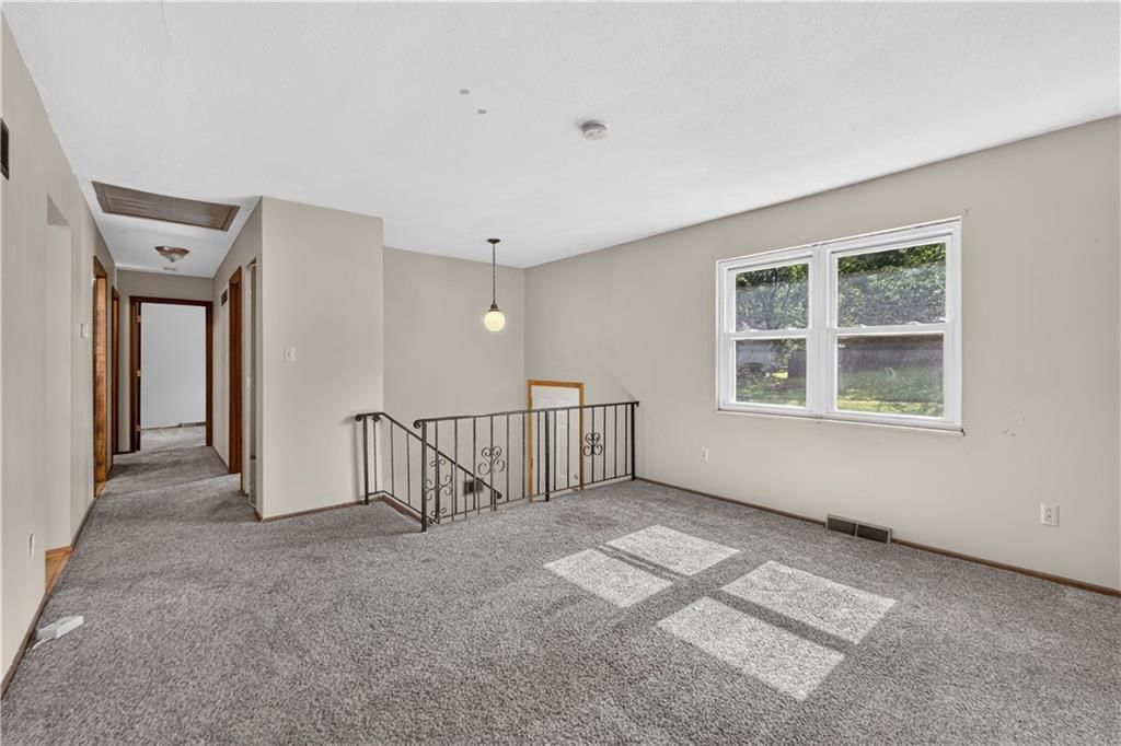 1021 Canterbury Road — photo 7