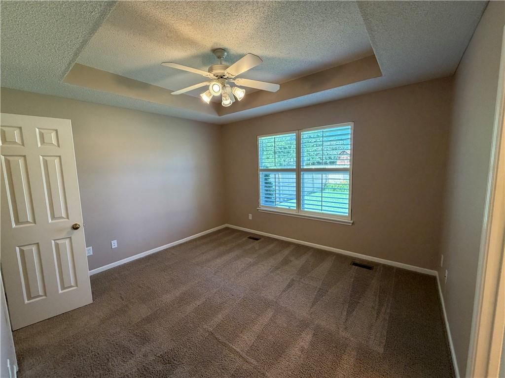 17300 Jennifer Street — photo 11