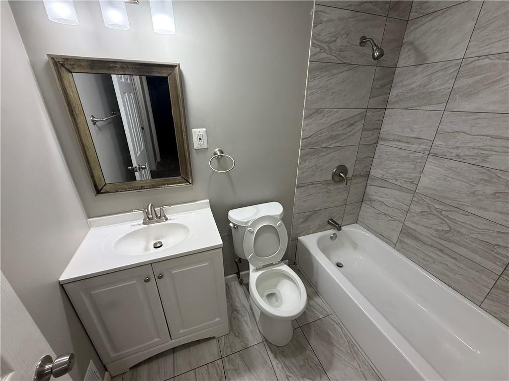 4214 Hardesty Avenue — photo 9