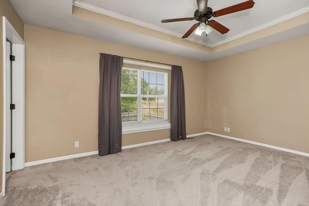 421 Golfview Drive — photo 16