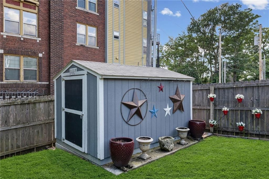 115 E 30th Street — photo 27