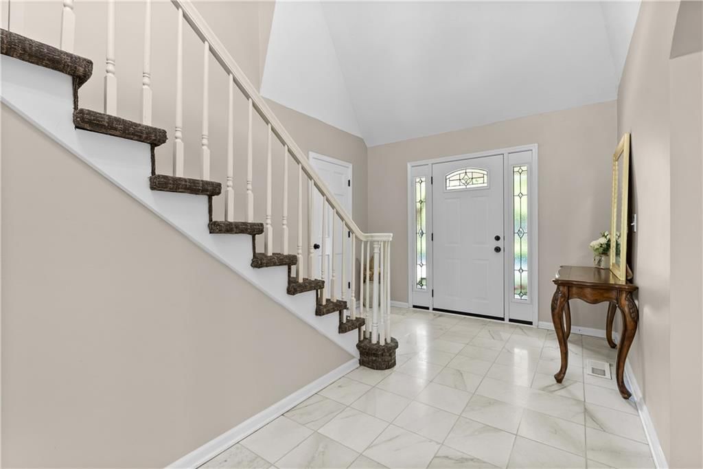 4000 NW Cimarron Street — photo 5
