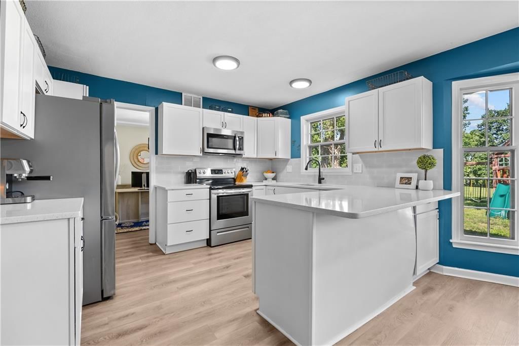 4000 NW Cimarron Street — photo 11