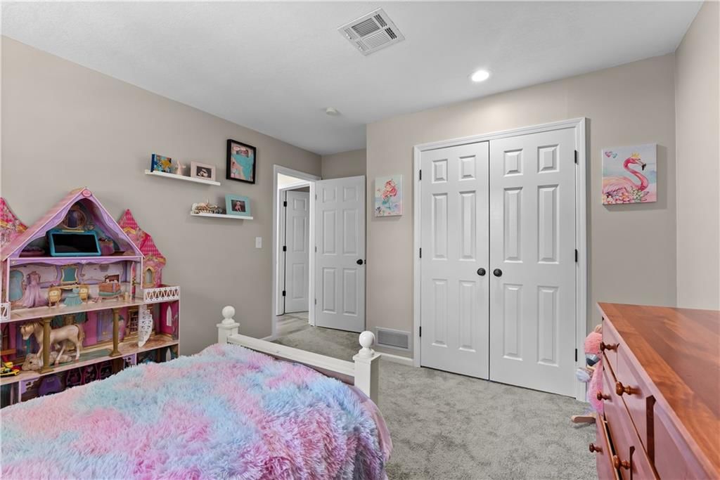 4000 NW Cimarron Street — photo 29