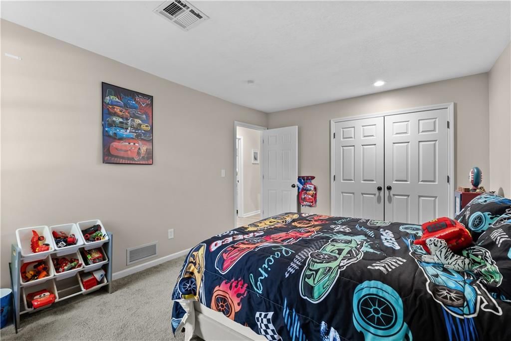 4000 NW Cimarron Street — photo 31