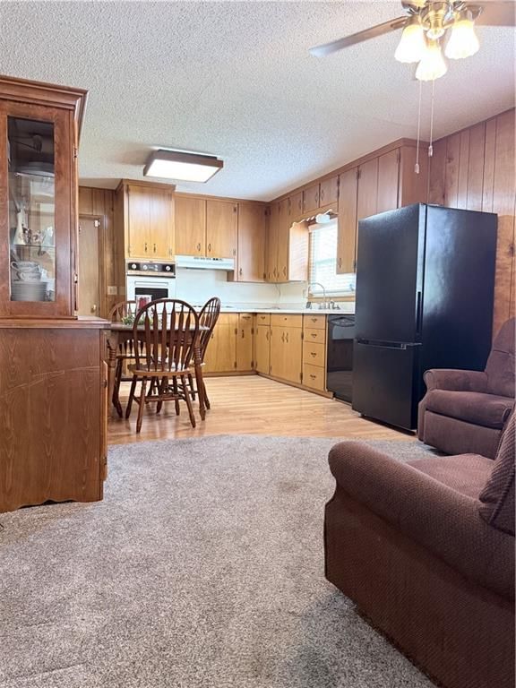 1613 N Mccoy Street — photo 9