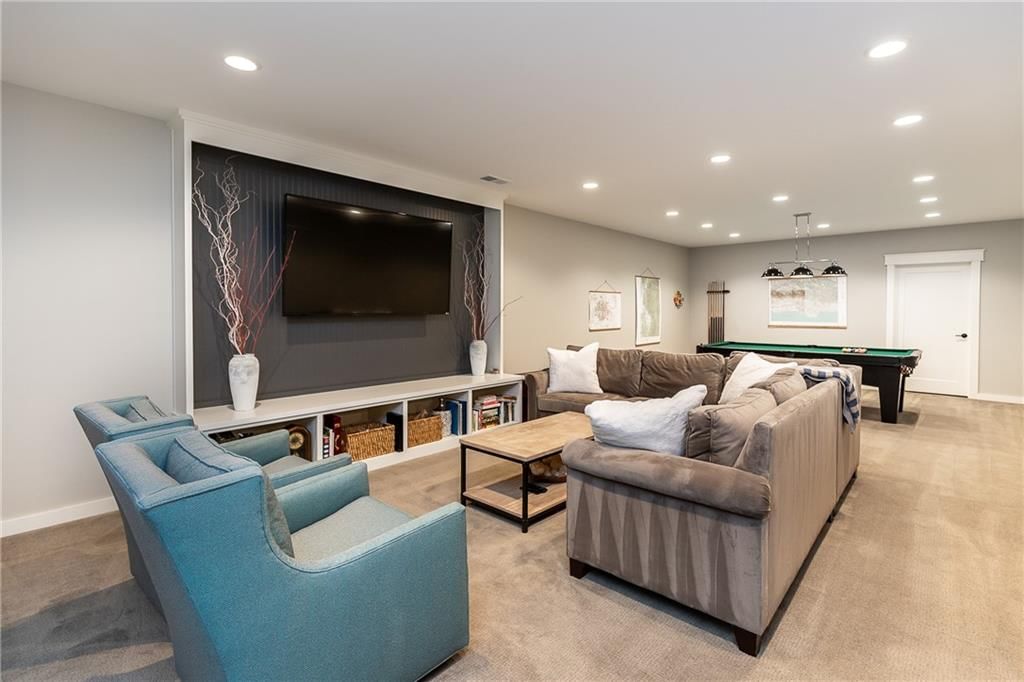 8900 Mohawk Lane — photo 34