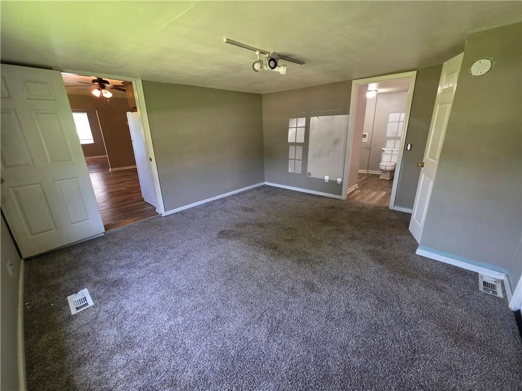 202 S 7th Street — photo 9