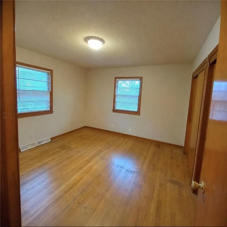 2401 Park Drive — photo 5