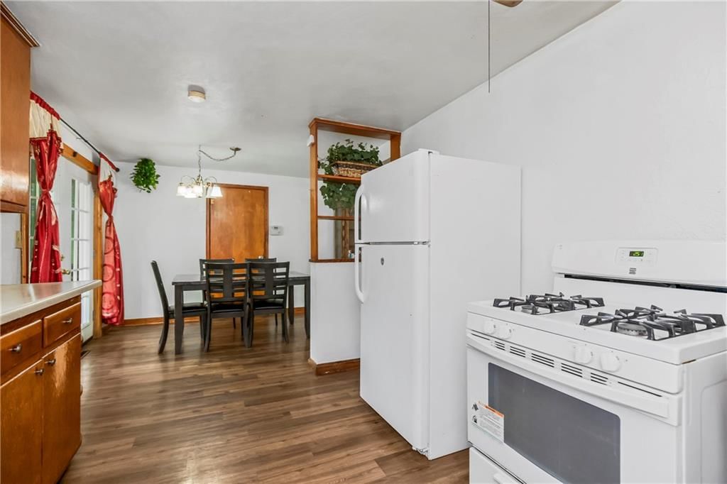 6216 YECKER Avenue — photo 7