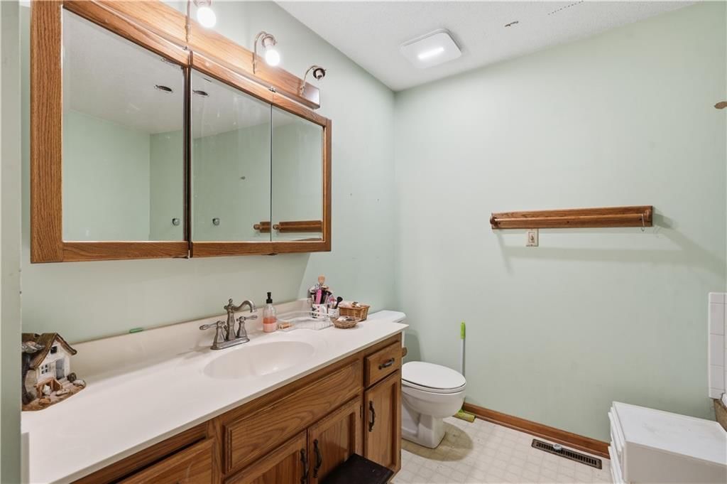 1108 Brook Court — photo 19