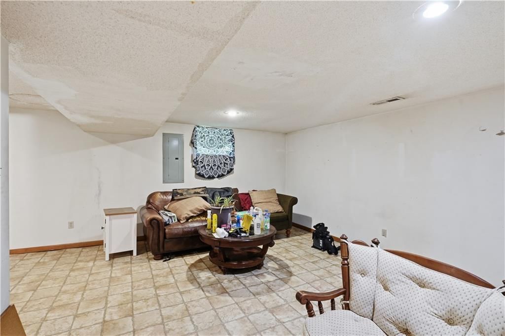 1108 Brook Court — photo 26