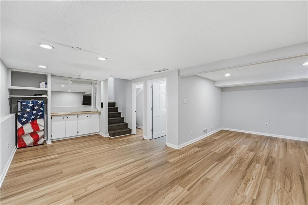 6809 Hadley Street — photo 37