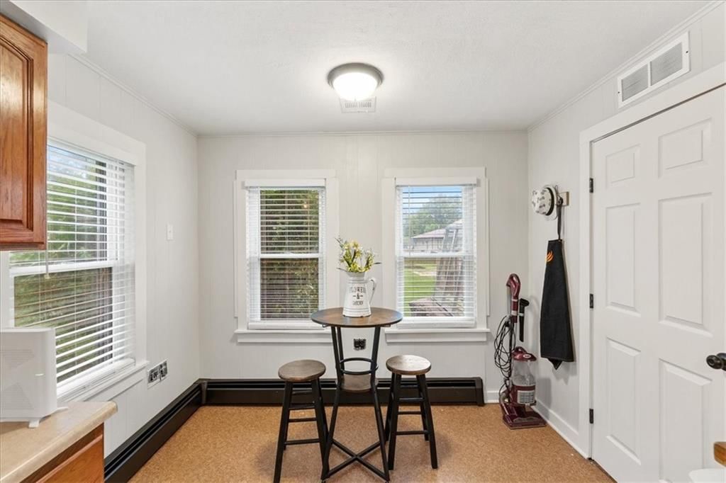 340 W 3rd Street — photo 10