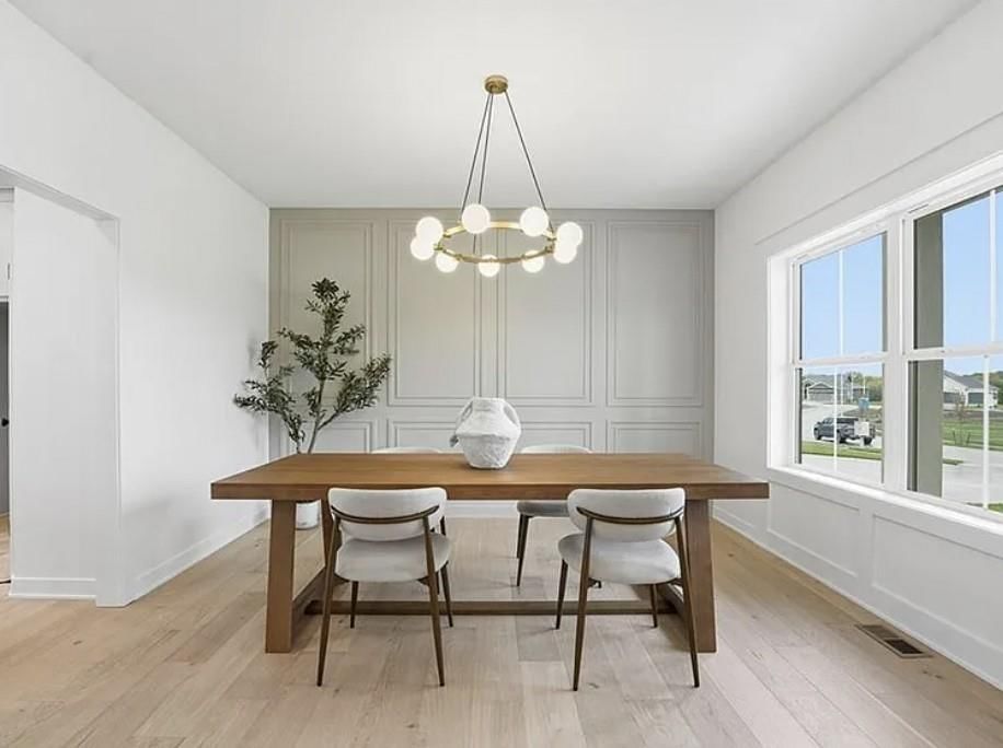 10304 N Oakland Avenue — photo 8