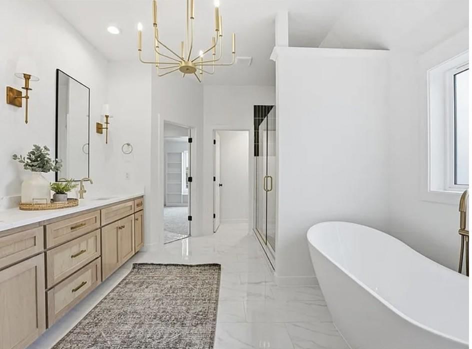 10304 N Oakland Avenue — photo 14