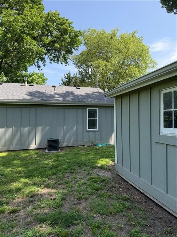 1413 W 4th Street — photo 32