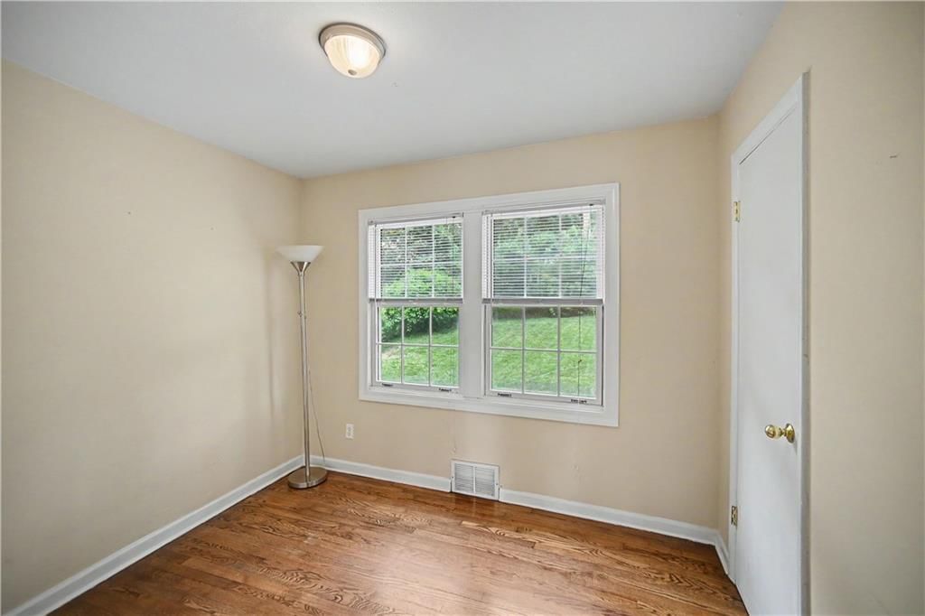 2200 W 74th Terrace — photo 17