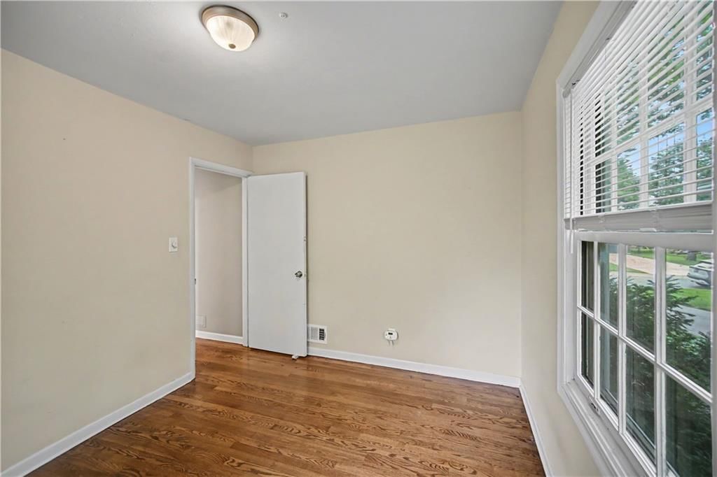 2200 W 74th Terrace — photo 19