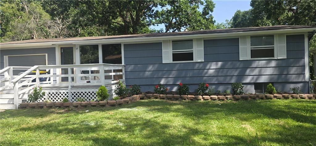 3617 NE Cypress Drive — photo 1
