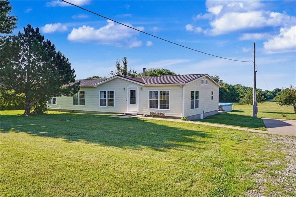 3762 Thomas Rd Thomas Road — photo 1