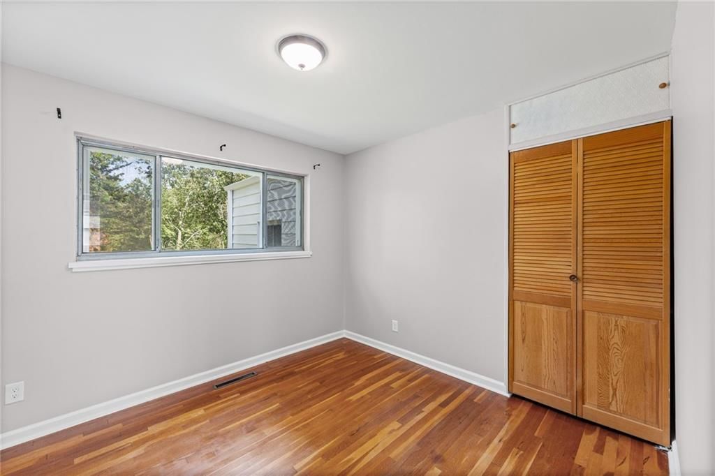 106 15th Street — photo 17